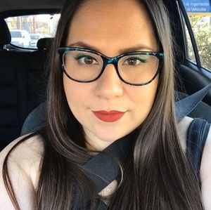 Meet your Posher, Anita